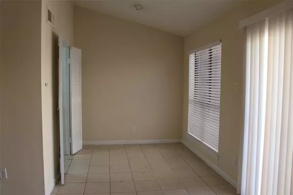 Houston, TX 77084,16111 Aspenglenn DR #612