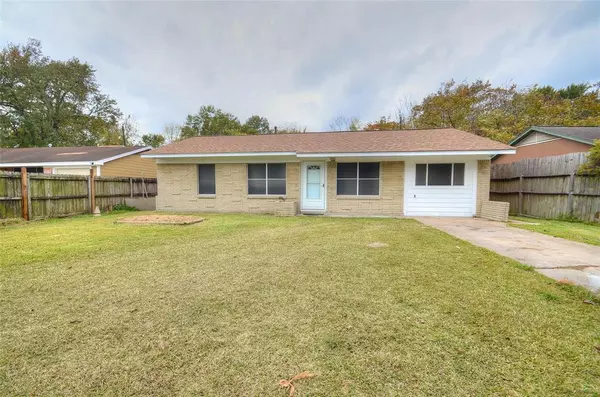 207 Carlang ST, Channelview, TX 77530