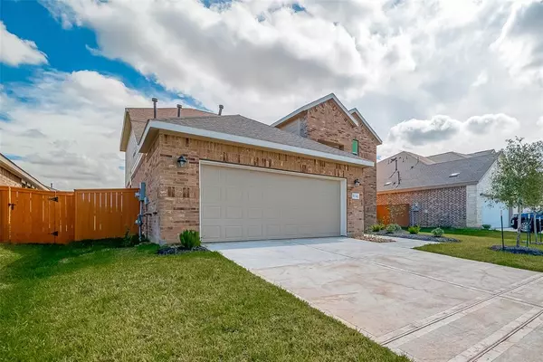 Katy, TX 77493,5114 Whispering River Drive