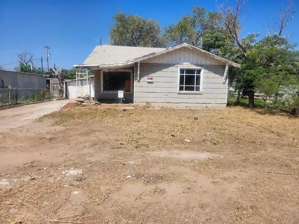 Plainview, TX 79072,807 Lexington ST