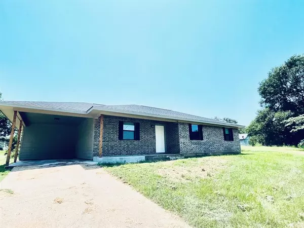 Crockett, TX 75835,909 Overstreet CIR