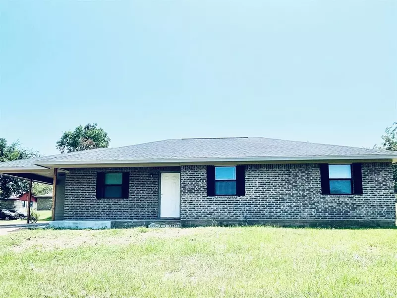 909 Overstreet CIR, Crockett, TX 75835