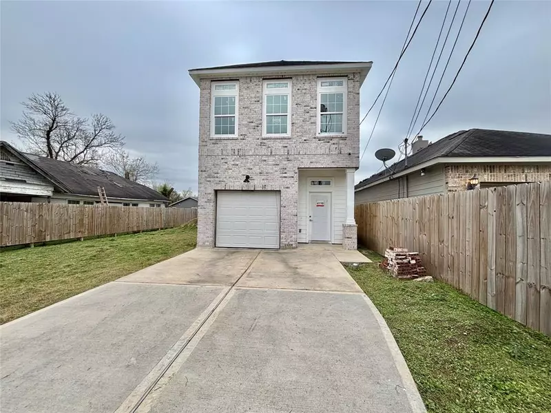 4116 Alvin ST, Houston, TX 77051