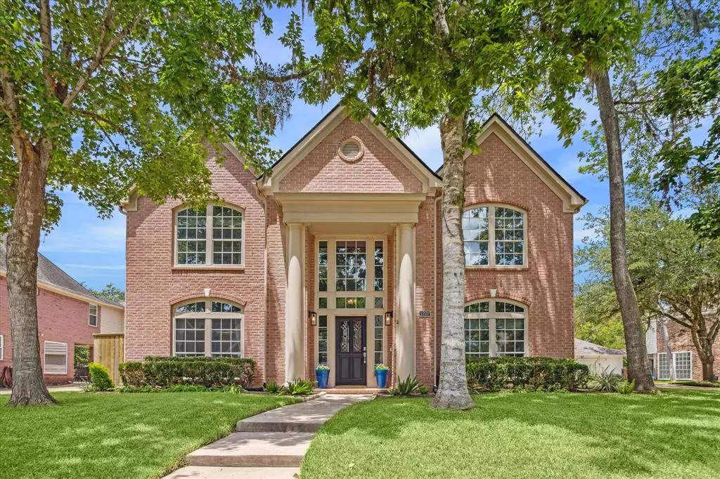 Sugar Land, TX 77479,1207 Maple Bough CT