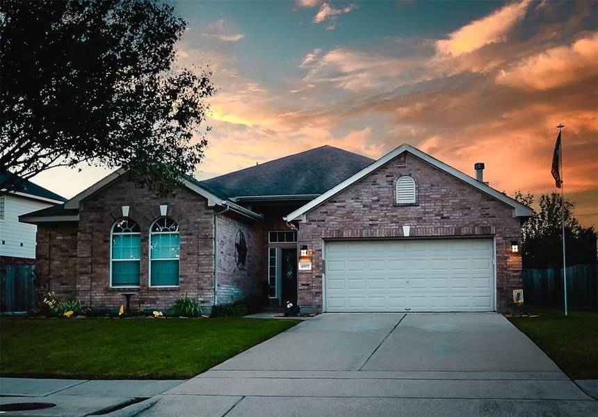 4807 Lakefront Terrace CT, Pearland, TX 77584