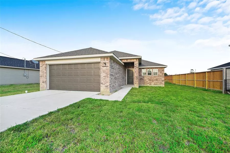 64 Road 51024, Cleveland, TX 77327