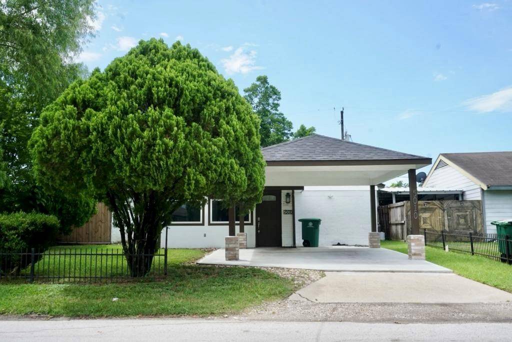 5010 Malmedy RD, Houston, TX 77033
