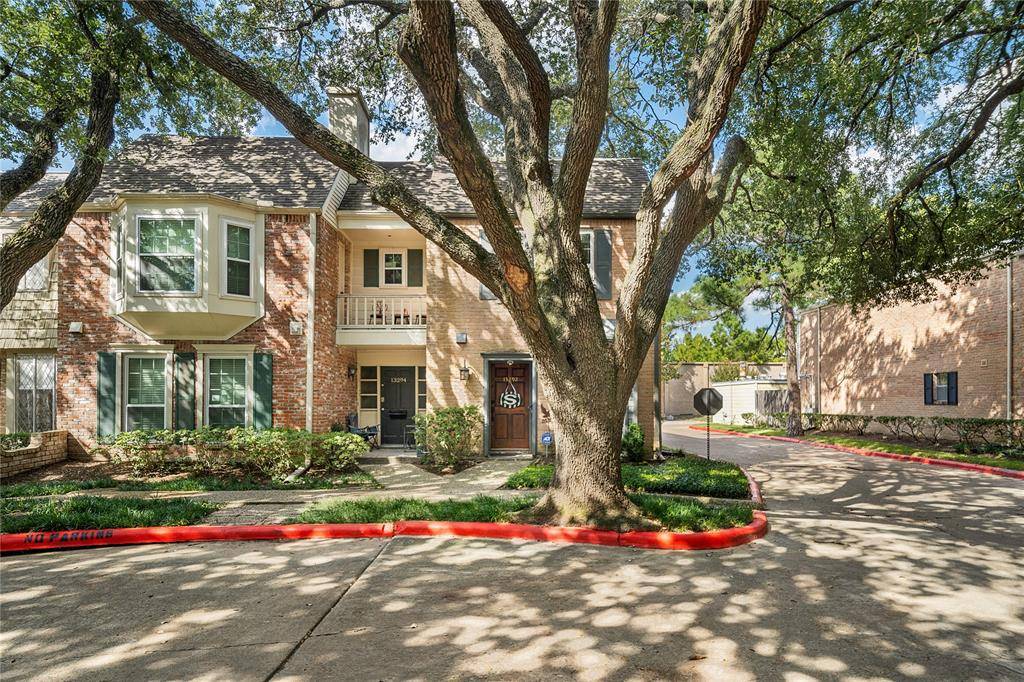 13292 Trail Hollow DR #3292, Houston, TX 77079