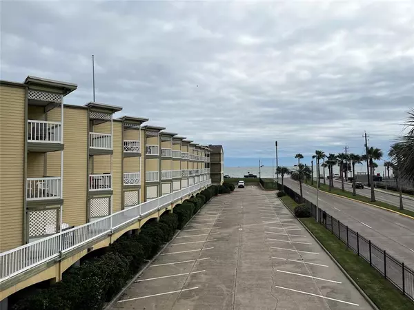 Galveston, TX 77551,6300 Seawall BLVD #9229