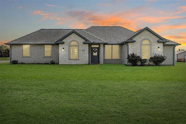 4267 Golden Eagle DR, Bryan, TX 77808