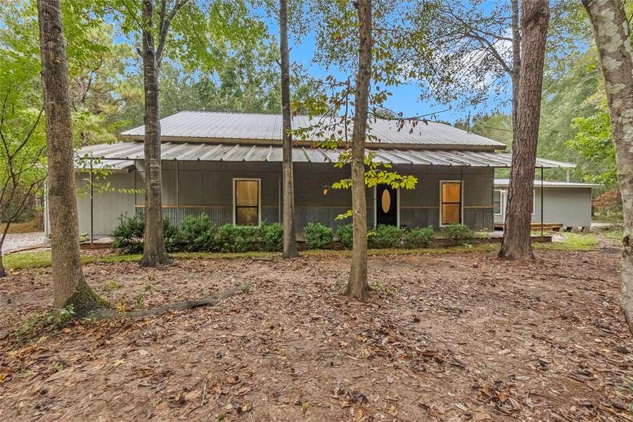 553 County Road 370, Splendora, TX 77372