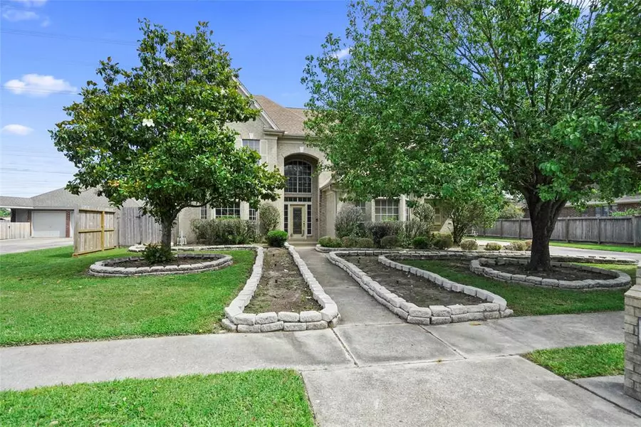 1606 Shamrock LN, Deer Park, TX 77536