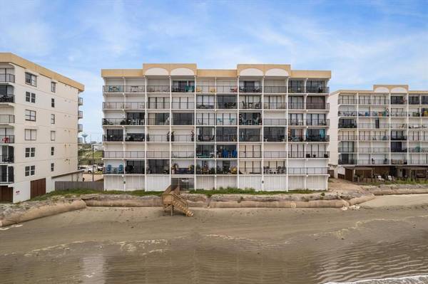 11947 Termini San Luis Pass RD #305,  Galveston,  TX 77554