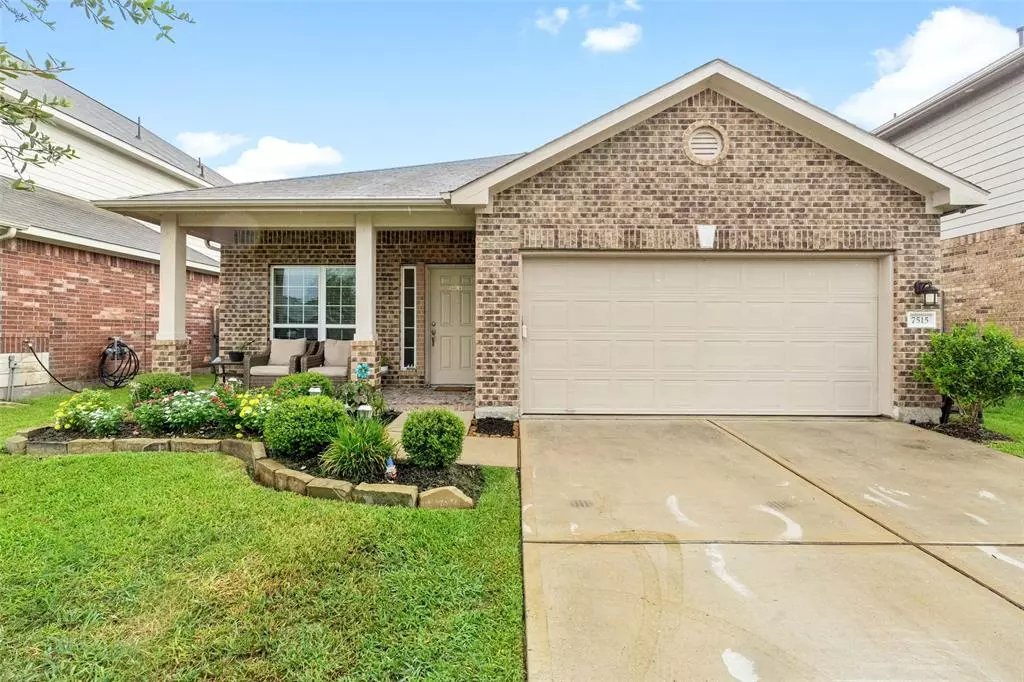 Houston, TX 77049,7515 Welsh Stone LN