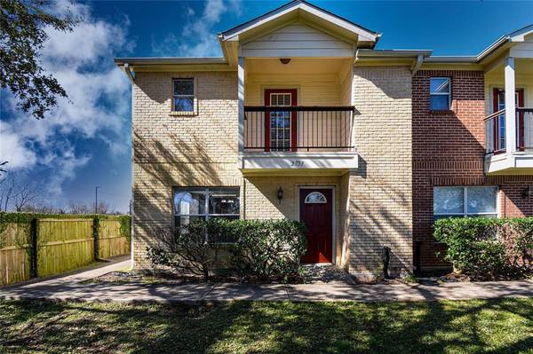 2731 Vienna PL, Pasadena, TX 77502