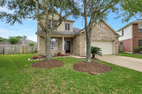 438 Drake LN, League City, TX 77573