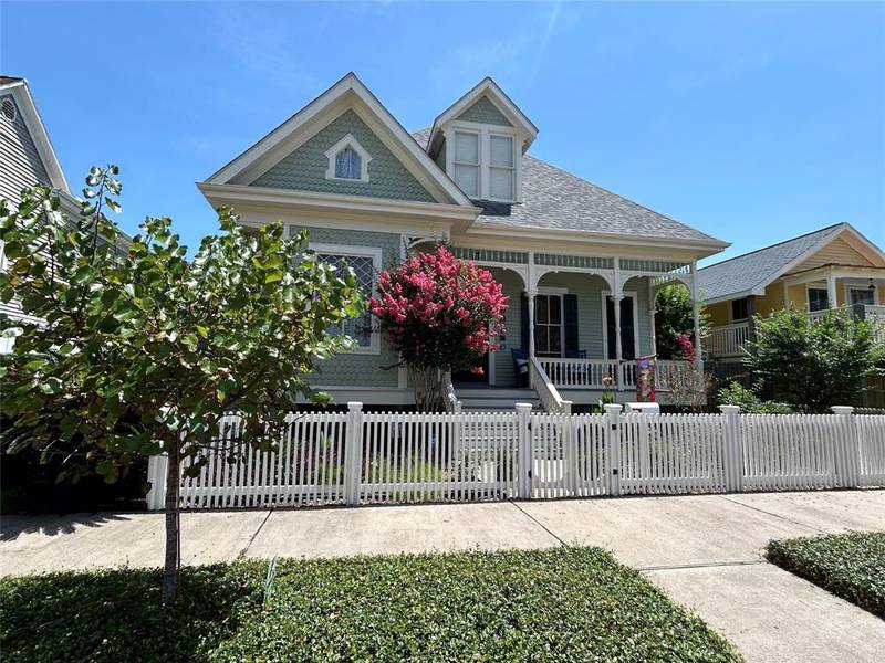 1409 Avenue M, Galveston, TX 77550