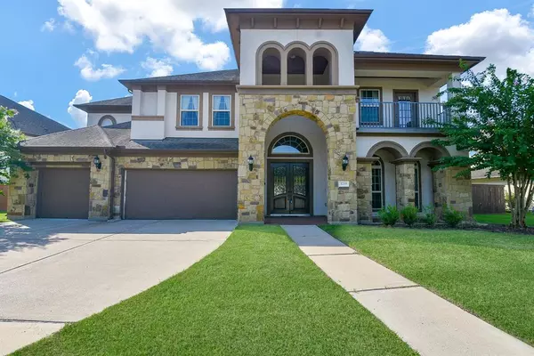 5719 Avon Landing LN, Sugar Land, TX 77479