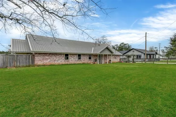 50 Moore ST, Coldspring, TX 77331