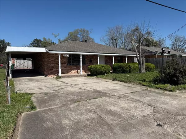 5309 Pederson ST, Houston, TX 77033