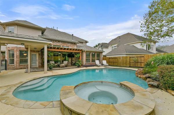 1370 Porta Rosa LN, League City, TX 77573