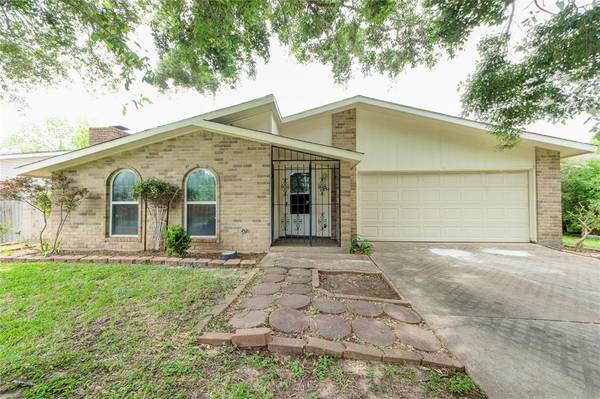 7330 La Mesa DR,  Houston,  TX 77083