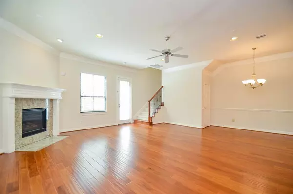 Houston, TX 77082,11611 Royal Oaks View