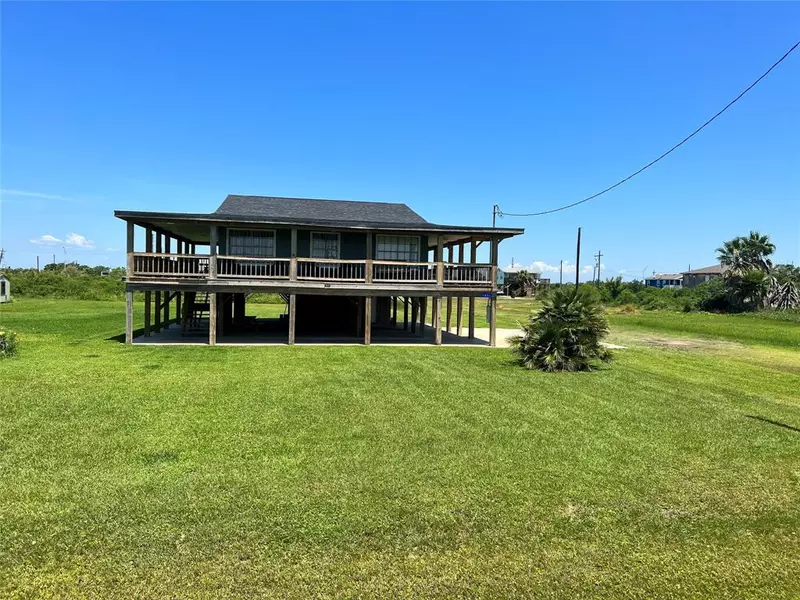 1831 Front AVE, Port Bolivar, TX 77650