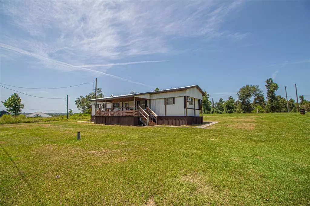 Livingston, TX 77351,147 Eagle LN