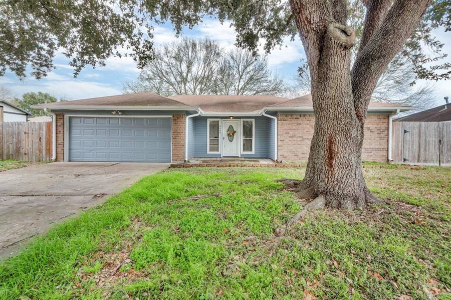 4609 Sandalwood AVE, Rosenberg, TX 77471