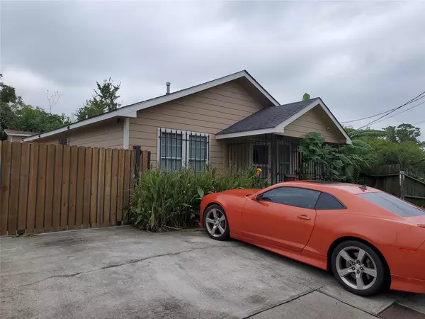 Houston, TX 77051,7828 Scott ST