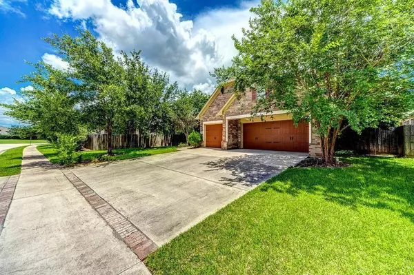 Sugar Land, TX 77479,6818 Alden CT