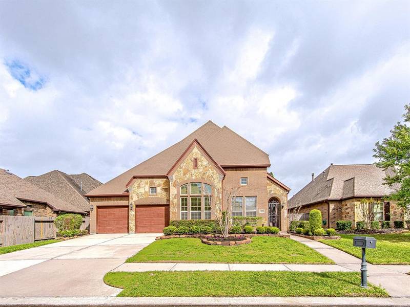 2806 King Point View LN, Spring, TX 77388