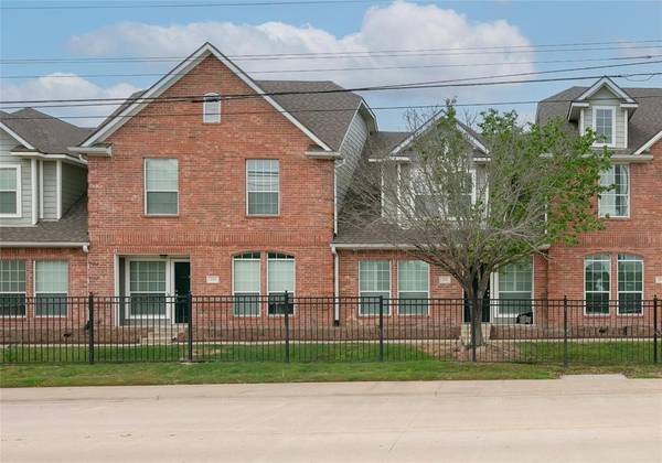 1001 Krenek Tap RD #105, College Station, TX 77840