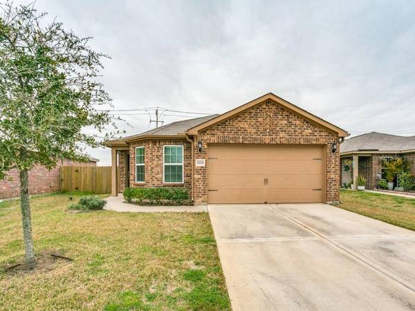 12129 Midship LN,  Texas City,  TX 77568