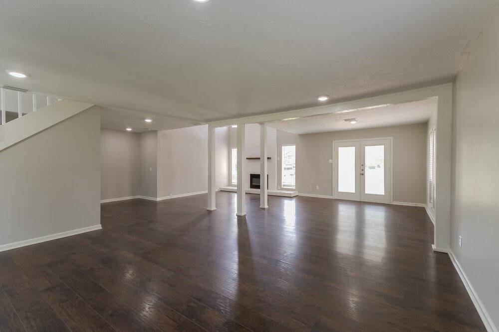 Friendswood, TX 77546,701 Tanglewood DR