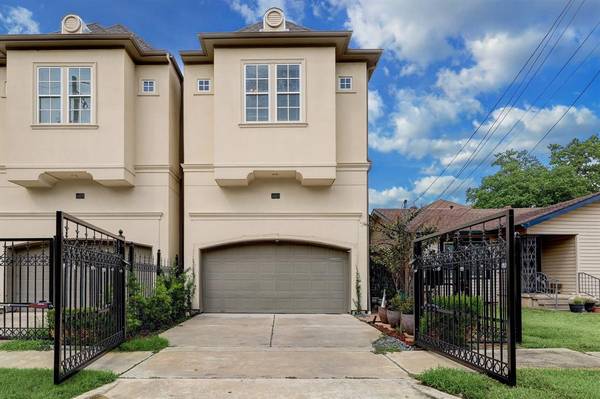 1037 E 28th ST, Houston, TX 77009