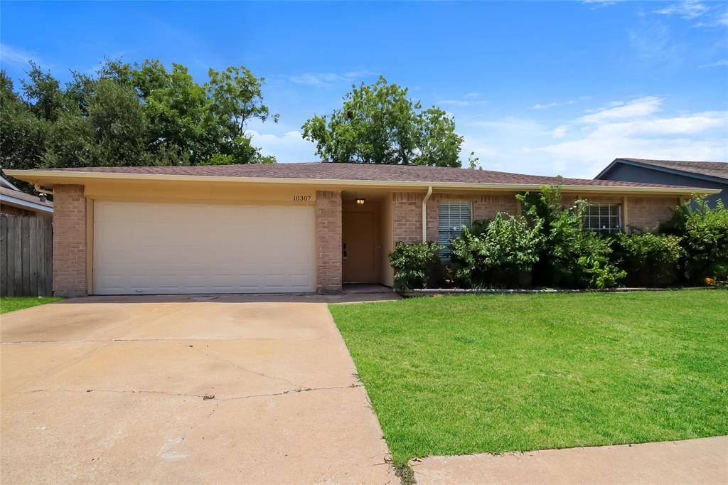 10307 Rancho Bernardo LN, Sugar Land, TX 77498