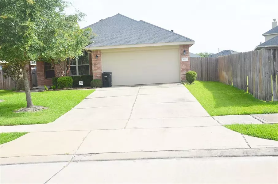 8207 DUSTY CANYON LANE LN, Richmond, TX 77407