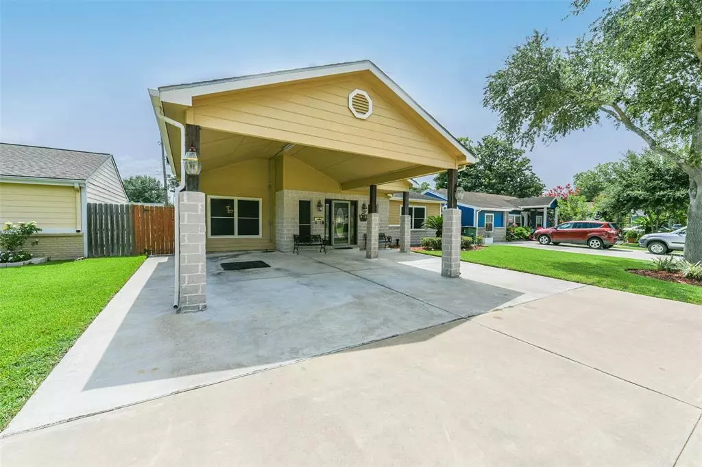 Houston, TX 77051,9433 Sierra DR