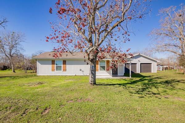 428 Baass LN, Victoria, TX 77905