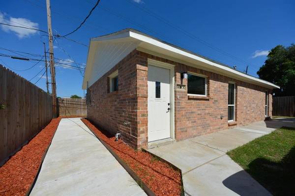 3309 Sunbeam #A, Houston, TX 77051