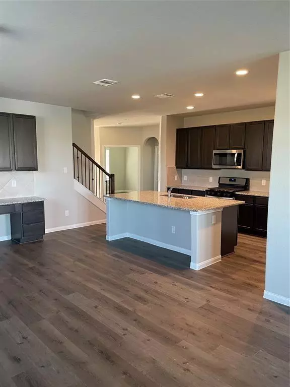 Katy, TX 77493,24802 Bastiani Canvas LN