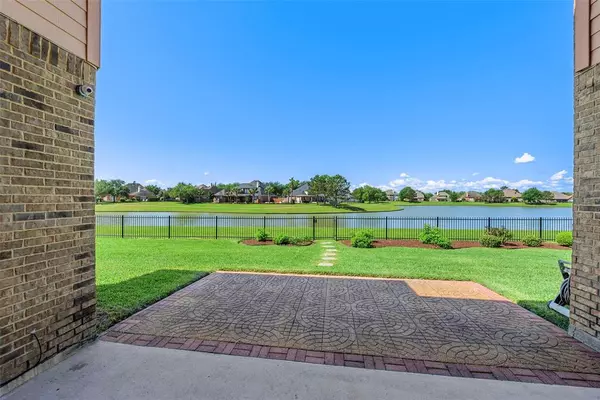 League City, TX 77573,1025 Summer Cape CIR