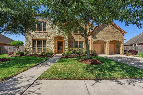 1025 Summer Cape CIR, League City, TX 77573