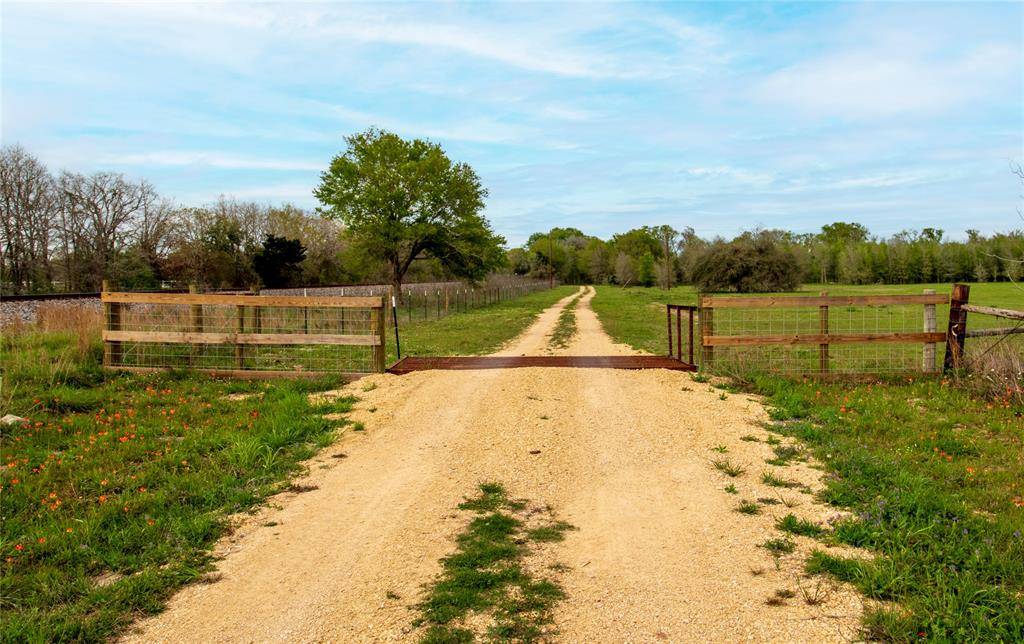 TBD FM-154, Muldoon, TX 78949