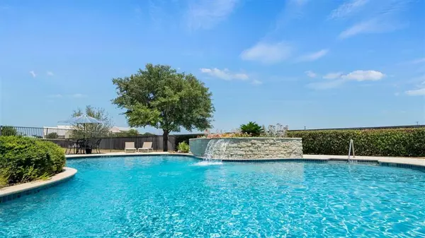 New Braunfels, TX 78130,705 Village WAY #1207