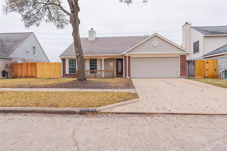 8926 Sunny Point DR, Spring, TX 77379