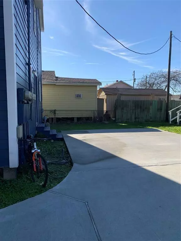 Galveston, TX 77551,5006 Avenue M