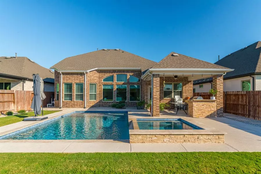 9419 Mont Ellie LN, Tomball, TX 77375